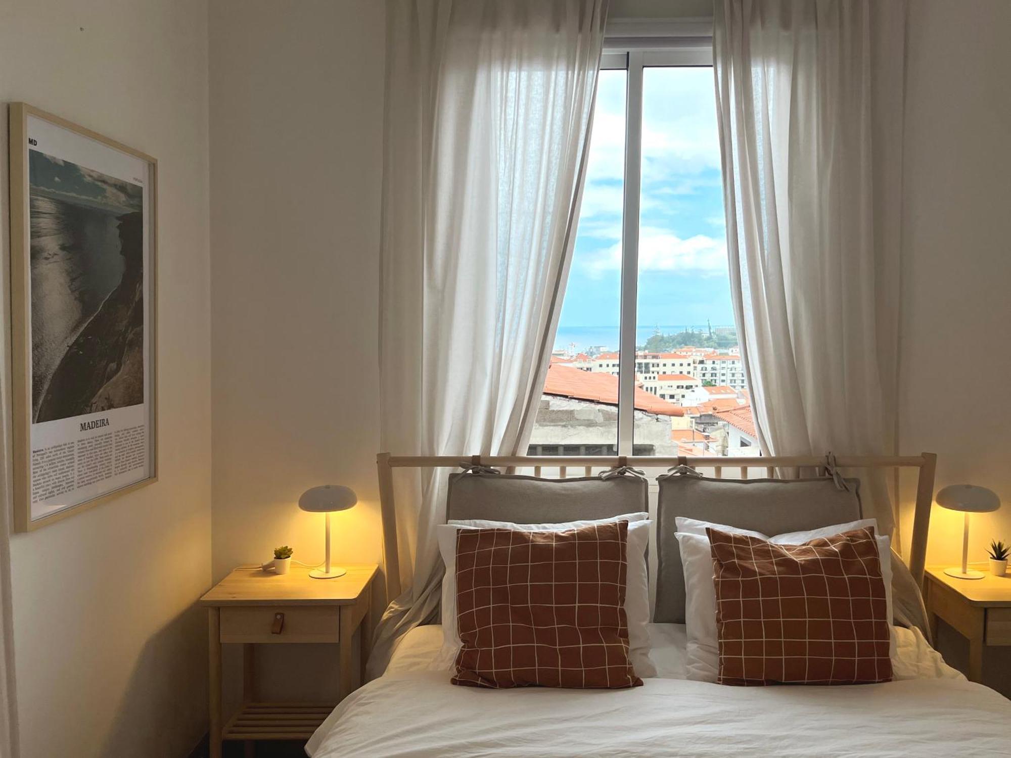 Madeira Breeze Apartment ฟุงชาล ภายนอก รูปภาพ